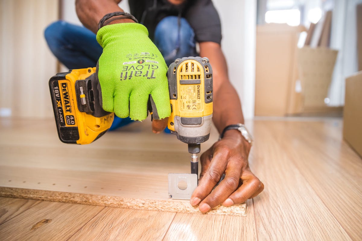 5 Reasons to Hire a General Contractor Instead of a DIY Project